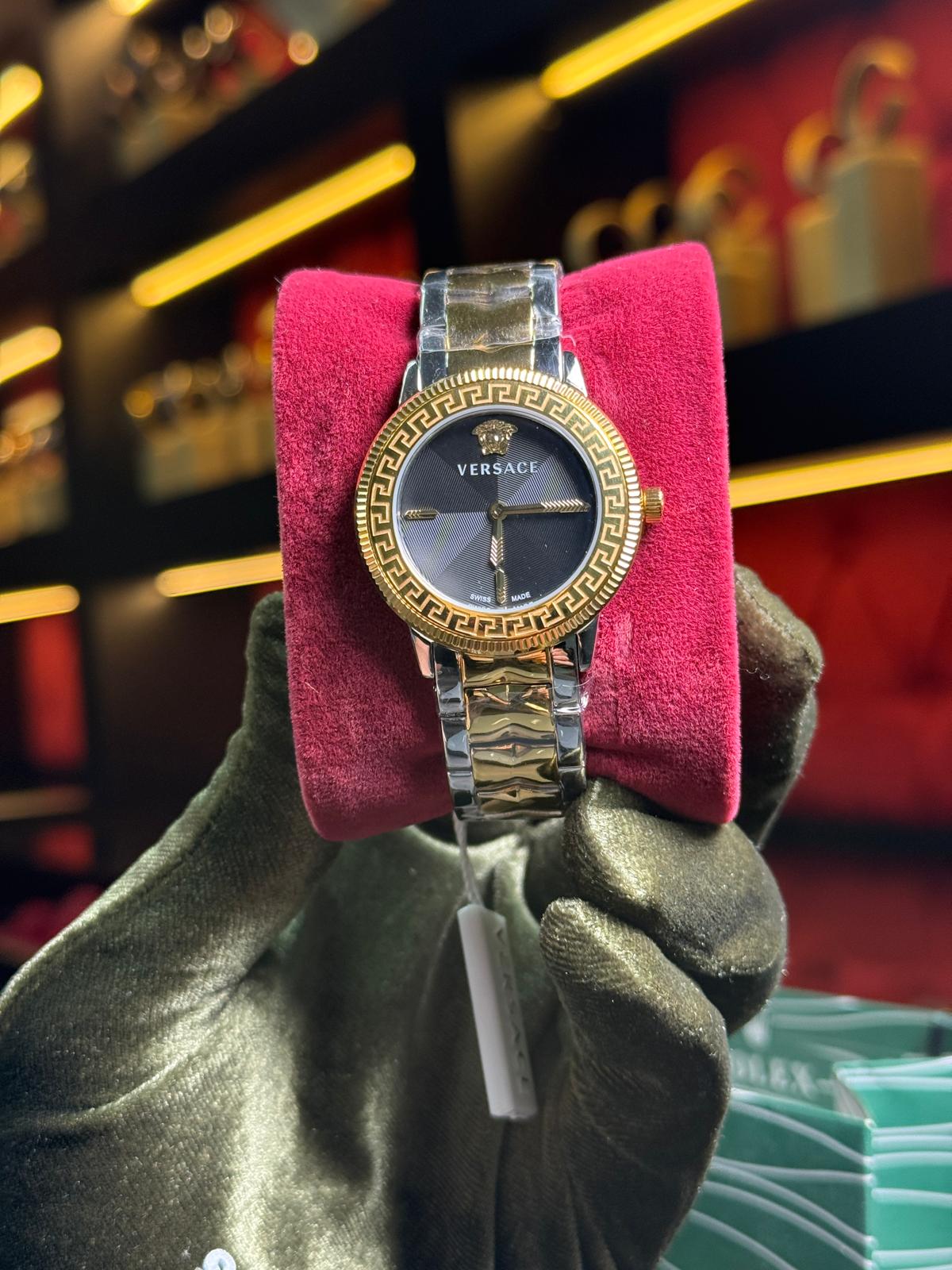 VERSACE